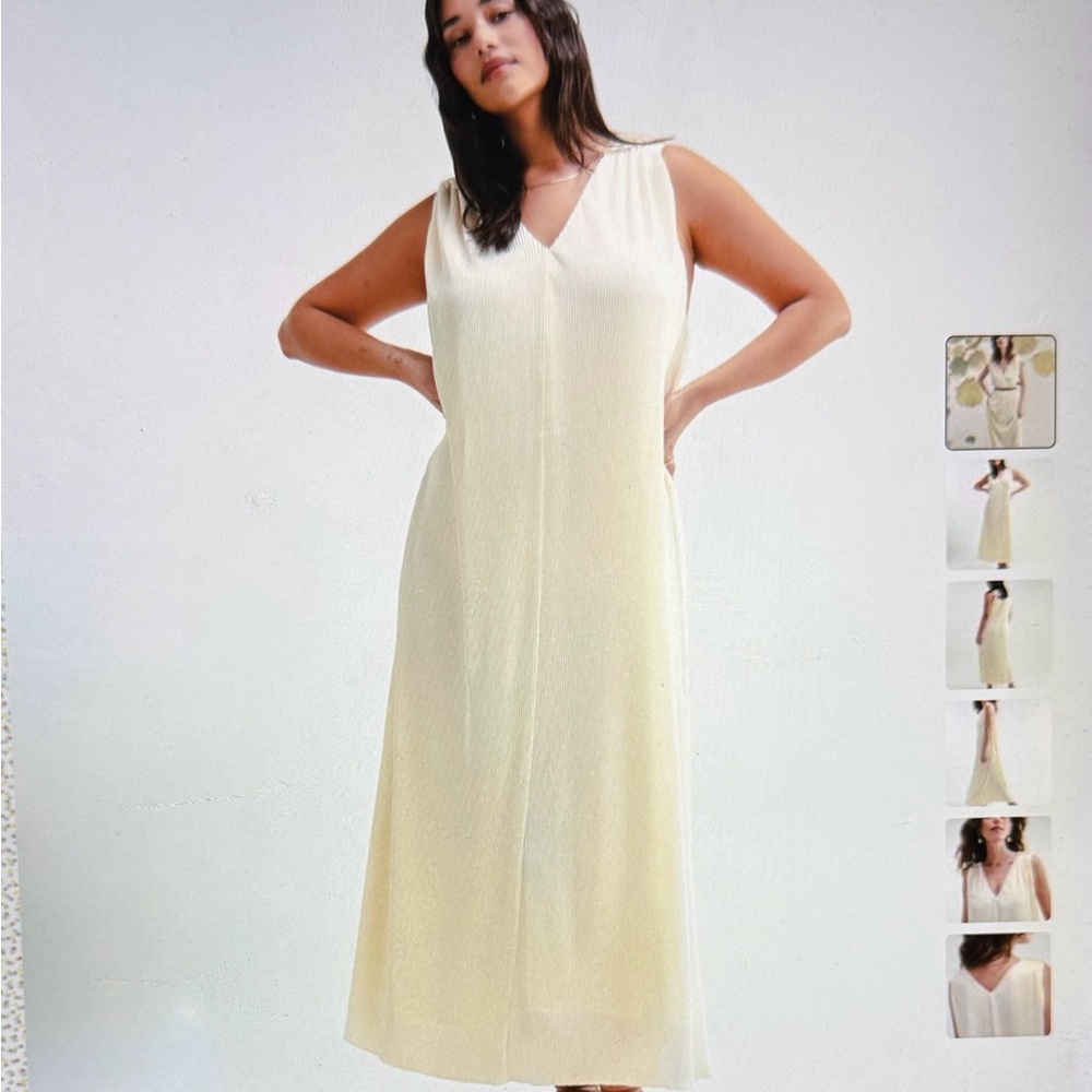 Darling Society Cream V-Neck Sleeveless Maxi Dress